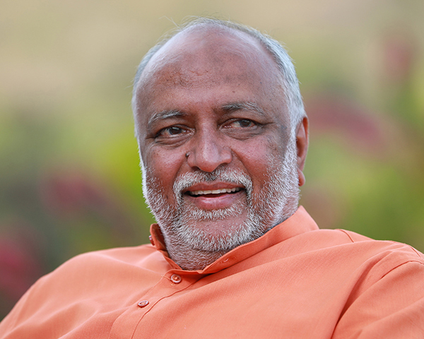 <h4>Swami Sukhabodhananda</h4><p align=justify>Responsible for bringing spirituality to the doorstep of corporate India, he is the only Hindu spiritual speaker at the World Economic Forum at Davos in 2005.
He has taught lacs of people to find happiness within, even during tumultuous times.
Incredibly knowledgeable and an interactive speaker who enchants one and all.</p>